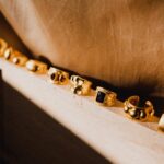 De tijdloze charme en waarde van gouden sieraden ontdekken